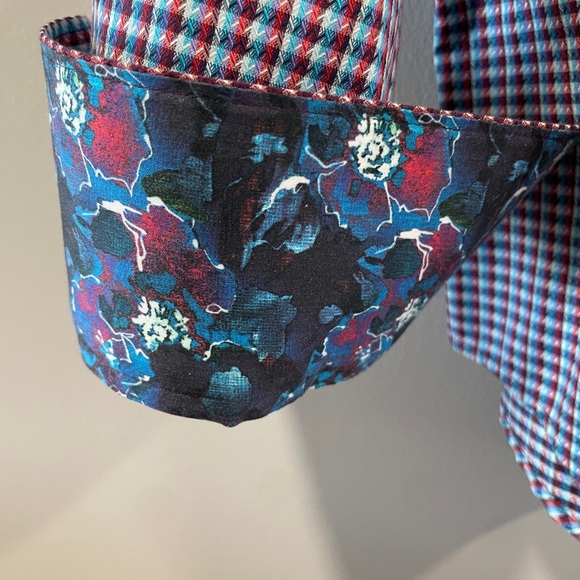 Robert Graham - Picture 3 of 4